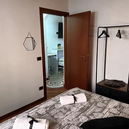 Of Grandfather Chek * Bellagio